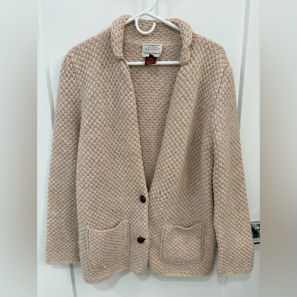 Susan Bristol Other - Vintage 1980s Hong Kong 100% Wool Susan Bristol Cardigan Size Small